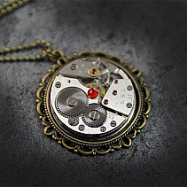 Steampunk pendant - Orejro