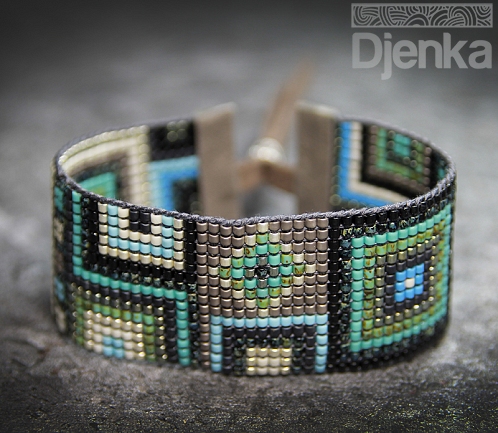 Ethnic bracelet - beading - Dalvik